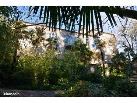 vend château sud ardèche