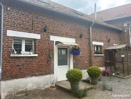 ensemble de 2 maisons + grange de 110 m2 + jardin + bois