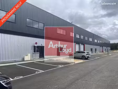 entrepot - logistique 4326 m² auxerre