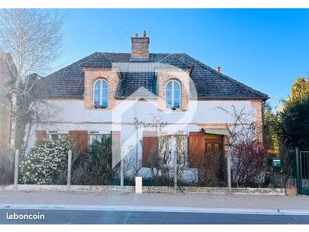 maison 3 pièces 77 m²