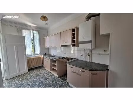 appartement 1 pièce 27 m²