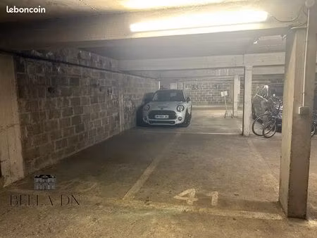 parking/box 18 m² neuilly-sur-seine