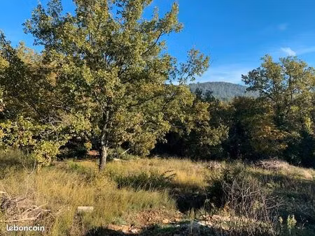 terrain 690 m² besse sur issole