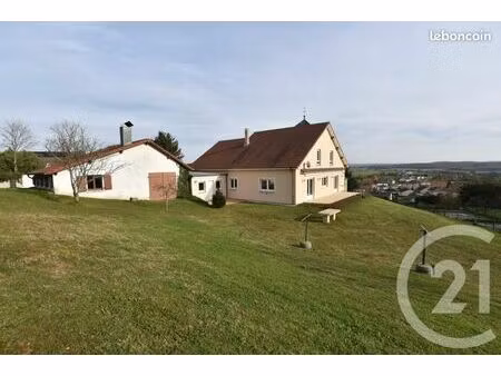 maison 8 pièces 350 m²