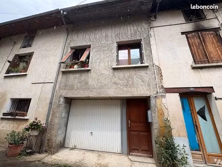 maison 2 pièces 32 m²