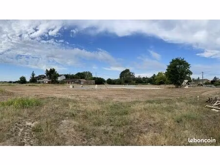 terrain 383 m² preignac
