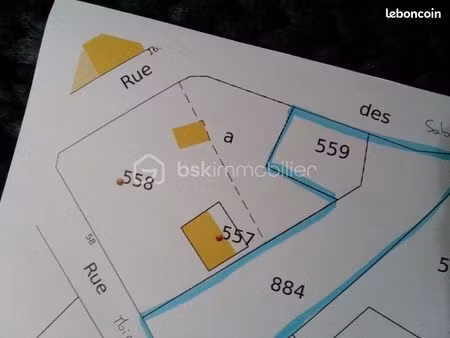 terrain 622 m² evricourt