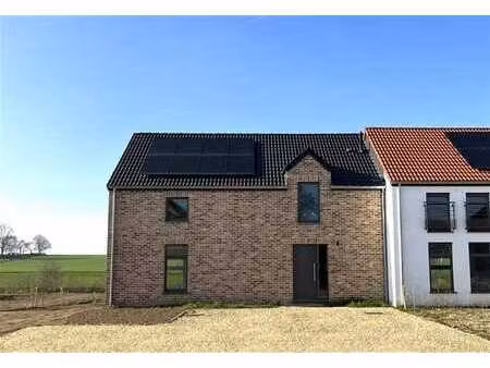 une maison prête à vivre à ramillies (lot 5)