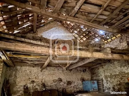 maison 1 pièce 80 m²