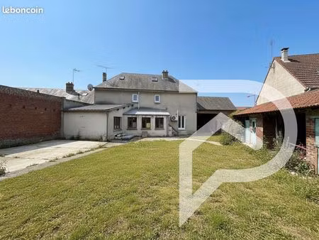 maison 7 pièces 157 m²