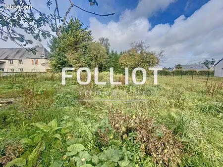 terrain 839 m² camprond