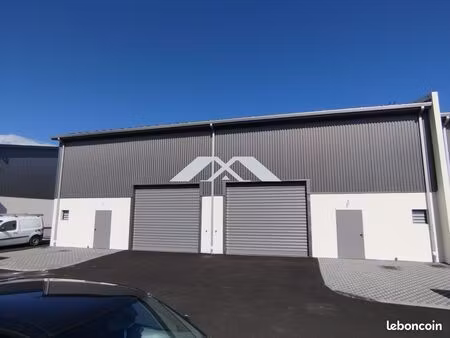 local 160 m² sainte-marie