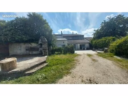 maison 11 pièces 229 m²