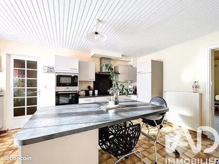 longère 6 pièces 175 m²