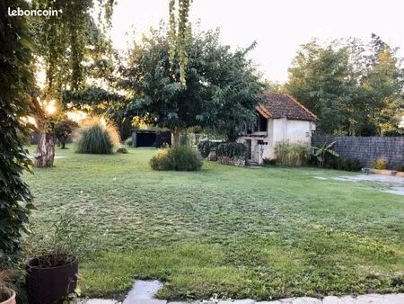 terrain 420 m² ayguemorte les graves