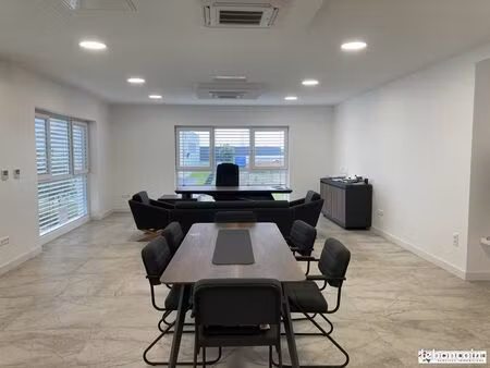 bureaux 77 m² erstein