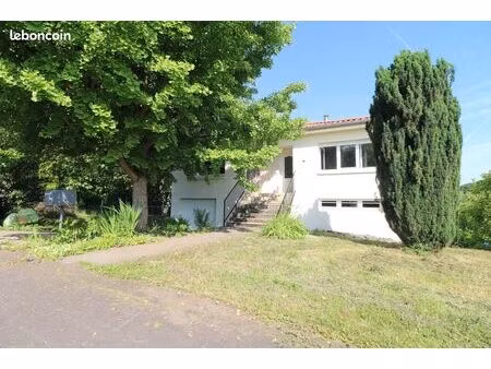 maison individuelle - 82 m² - 2 chambres - terrasse - jardin - garage