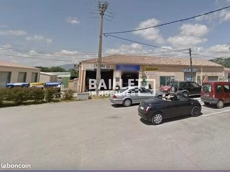 entrepôt 205 m² montauroux