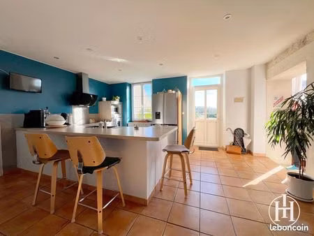 longère 6 pièces 143 m²
