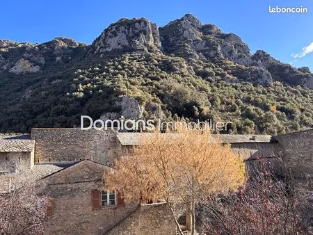 maison 8 pièces 310 m²