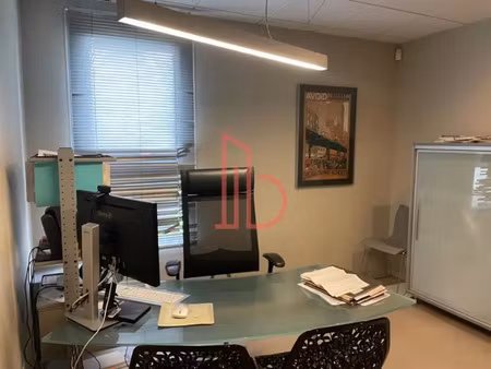 a vendre bureaux 280m2 cenon rive droite