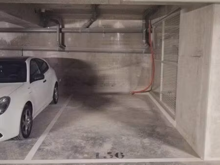 vend place de stationnement jouy le moutier