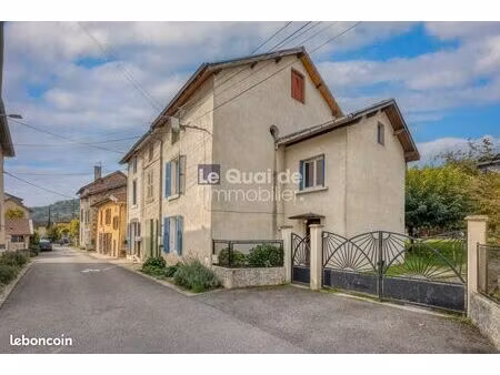 maison 7 pièces 135 m²