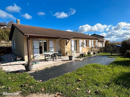 villa 5 pièces 113 m²