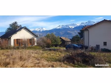 terrain viabilisé à biviers - emplacement idéal