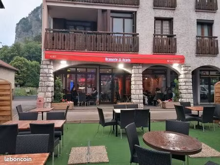 inconnu 80 m² thônes