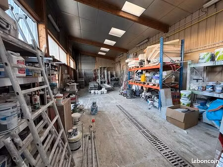 local 123 m² agneaux