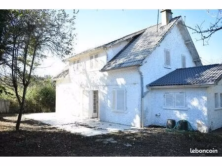 villa 7 pièces 142 m²