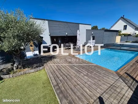 propriété 6 pièces 131 m²