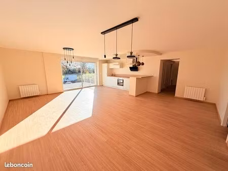 appartement 4 pièces 103 m²