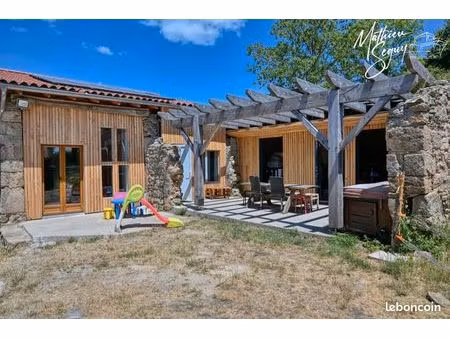 maison 7 pièces 193 m²