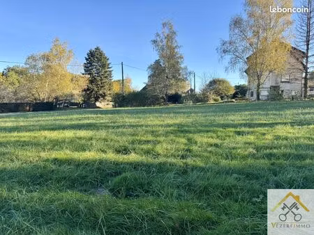 terrain 1978 m² varetz