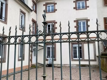 appartement de caractère - 88m2 - centre historique de masevaux