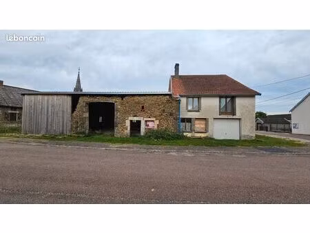 hangar 300m2 avec maison a rénover