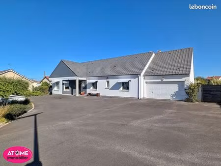 maison 7 pièces 217 m²