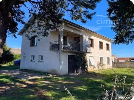 propriété 7 pièces 187 m²