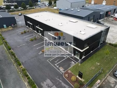 local d'activite 188 m² chateaubourg