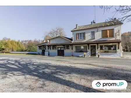 local commercial 691 m²