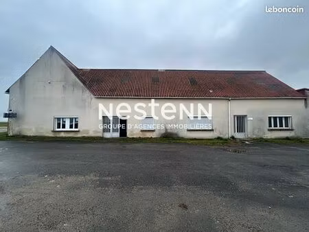 entrepôt 250 m² boynes