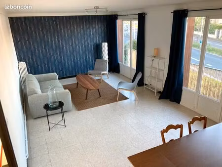 bel appartement 4 pièces (3 chambres)  grand séjour - quartier st cybard