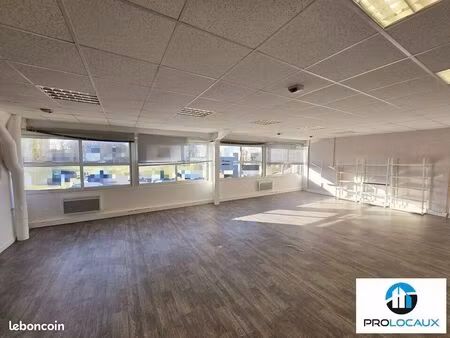 bureaux 225 m² dury