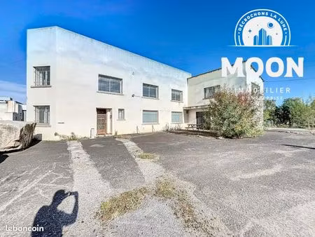 local 918 m² castres