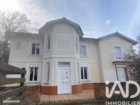 propriété 10 pièces 335 m²