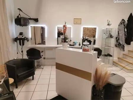 salon de coiffure / fond de commerce