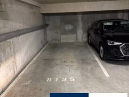 parking/box 12 m² saint sébastien sur loire