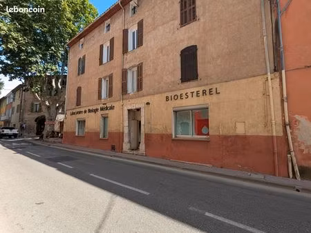 local commercial 122 m² salernes